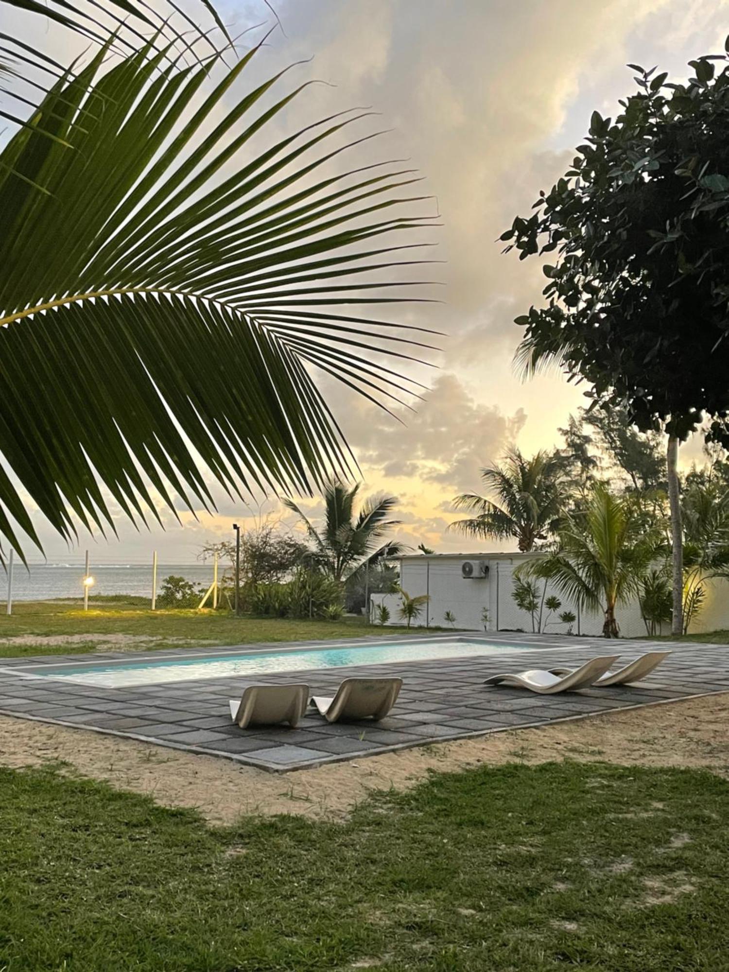 Appartement De Luxe Sur La Plage Riambel 外观 照片